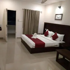 Bed & Breakfast Highrange Plaza, Thekkady